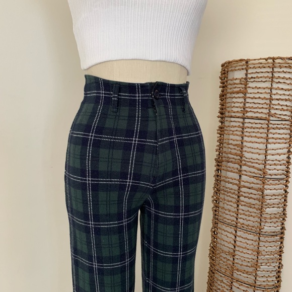 Brandy Melville green navy plaid Kim pants NWT - Picture 4 of 5
